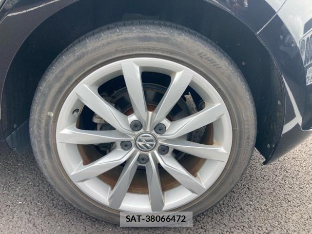 VolksWagen GOLF 2013-11 8884606-2