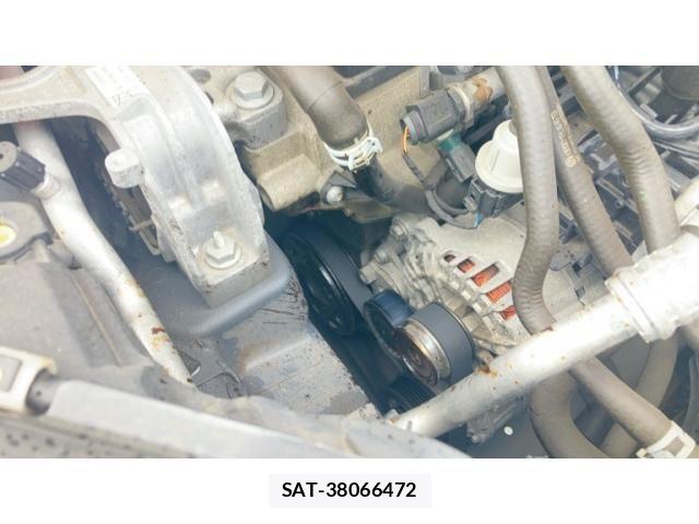 VolksWagen GOLF 2013-11 8884606-29