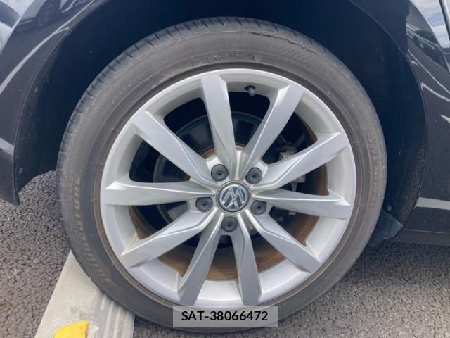 VolksWagen GOLF 2013-11 8884606-5