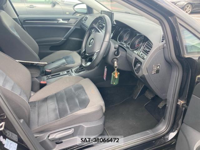 VolksWagen GOLF 2013-11 8884606-8