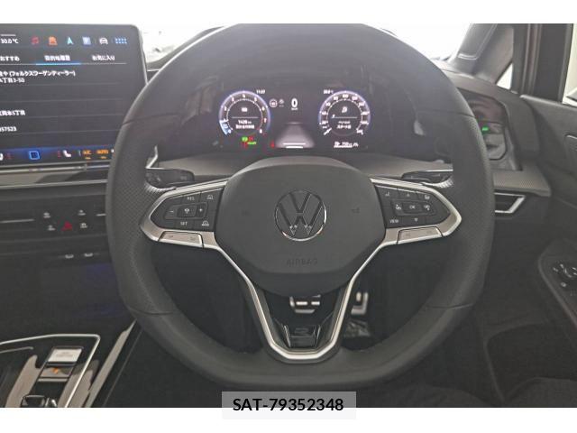 VolksWagen GOLF 2026-05 8884602-17
