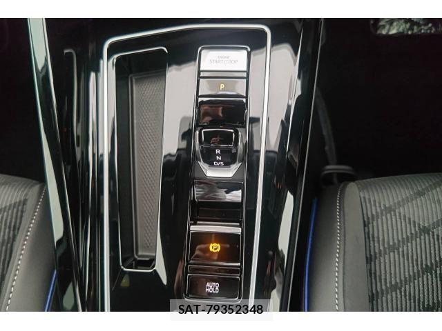 VolksWagen GOLF 2026-05 8884602-19