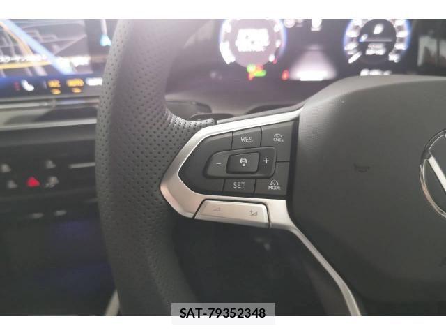 VolksWagen GOLF 2026-05 8884602-21