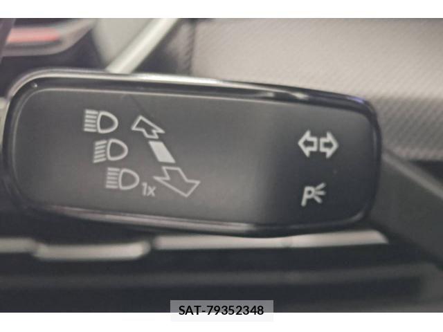 VolksWagen GOLF 2026-05 8884602-25