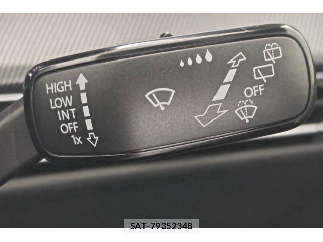 VolksWagen GOLF 2026-05 8884602-26