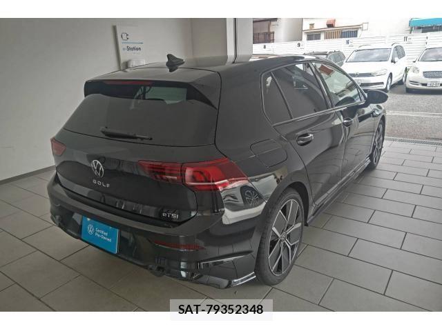 VolksWagen GOLF 2026-05 8884602-5