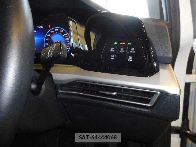 VolksWagen GOLF 2021-11 8884604-22