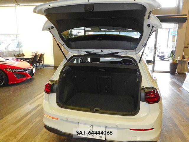VolksWagen GOLF 2021-11 8884604-28