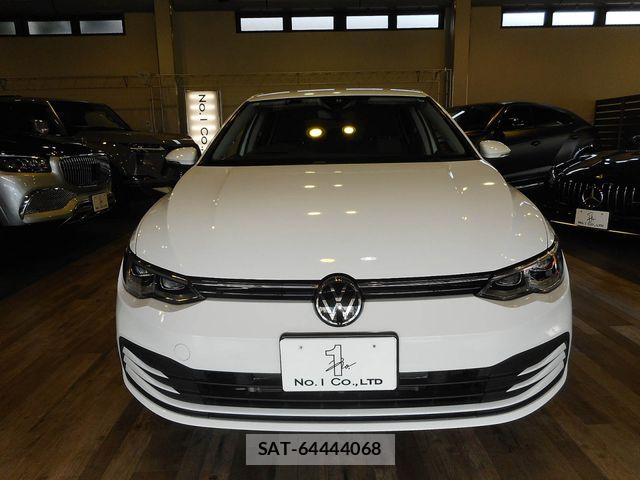 VolksWagen GOLF 2021-11 8884604-3