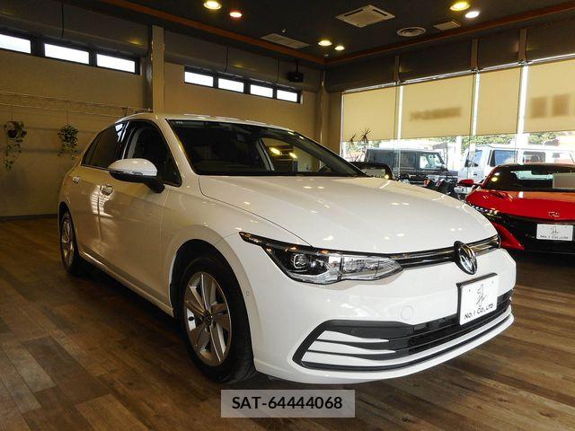 VolksWagen GOLF 2021-11 8884604-7