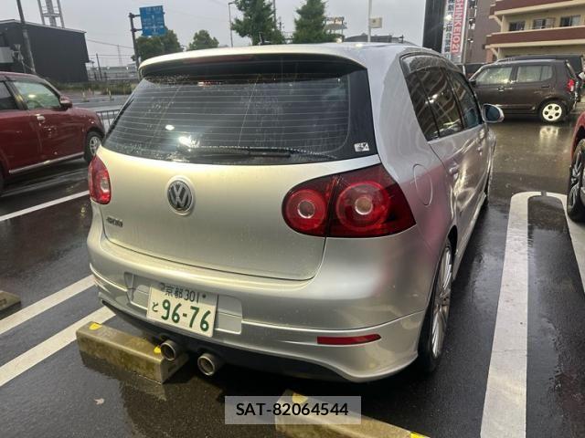 VolksWagen GOLF 2007-01 7227083-3