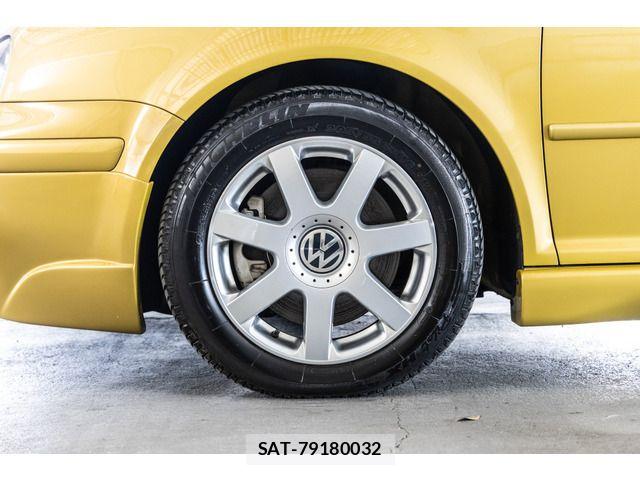 VolksWagen GOLF 2004-11 7503710-9