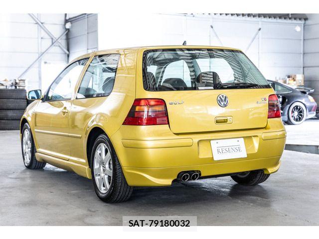 VolksWagen GOLF 2004-11 7503710-7