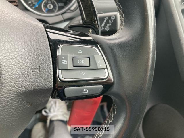 VolksWagen GOLF 2010-12 7563081-16