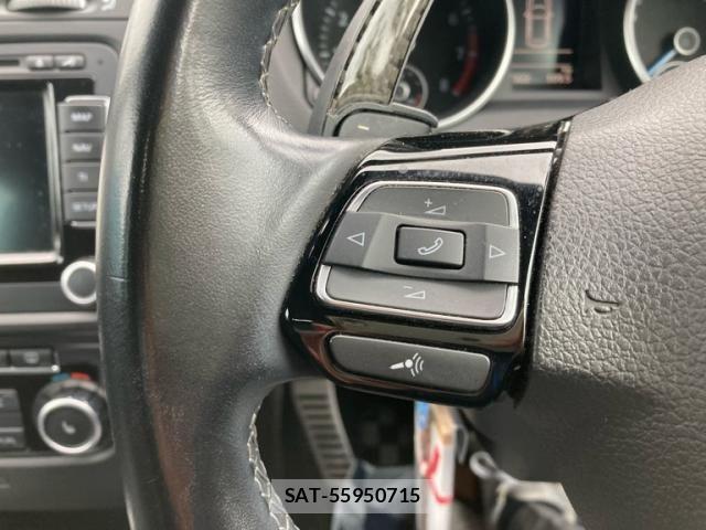 VolksWagen GOLF 2010-12 7563081-17