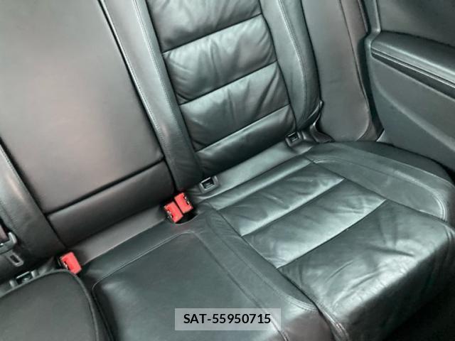 VolksWagen GOLF 2010-12 7563081-27