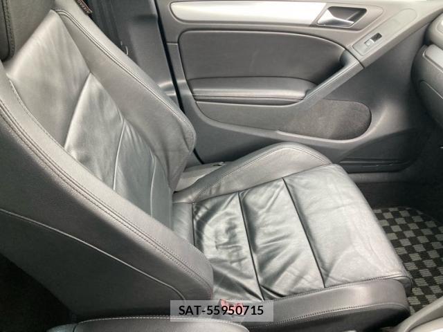VolksWagen GOLF 2010-12 7563081-28