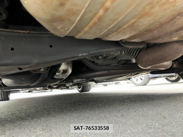 VolksWagen GOLF 2011-06 8039162-6