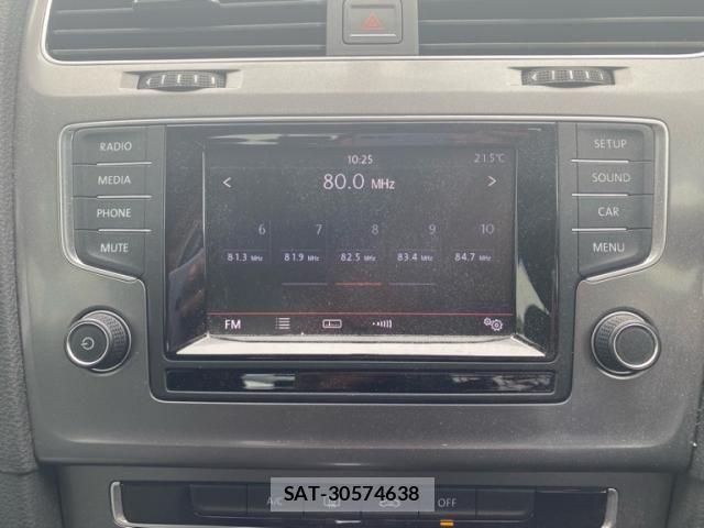 VolksWagen GOLF 2013-07 6615684-12