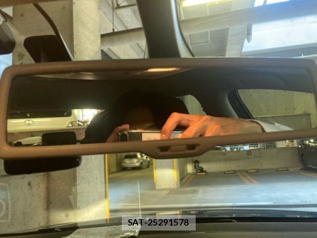 VolksWagen GOLF 2016-06 6915342-16