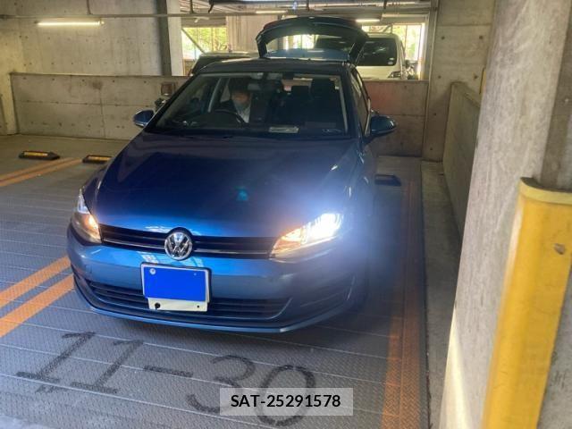 VolksWagen GOLF 2016-06 6915342-1