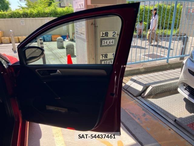 VolksWagen GOLF 2015-07 7227091-12