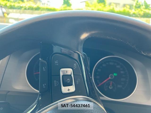 VolksWagen GOLF 2015-07 7227091-17
