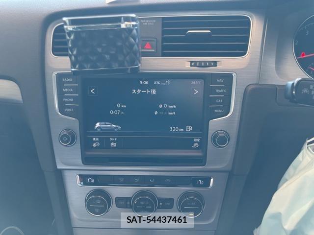 VolksWagen GOLF 2015-07 7227091-21