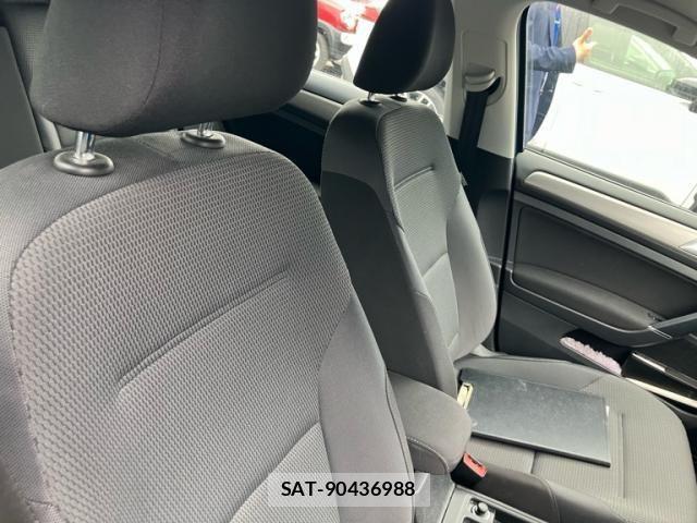VolksWagen GOLF 2015-06 7227090-13