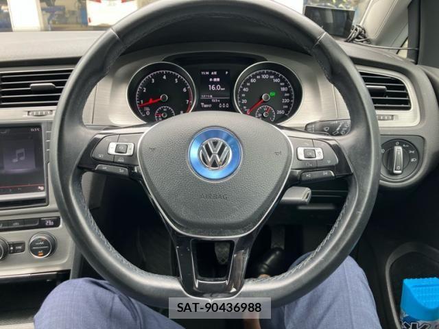 VolksWagen GOLF 2015-06 7227090-19