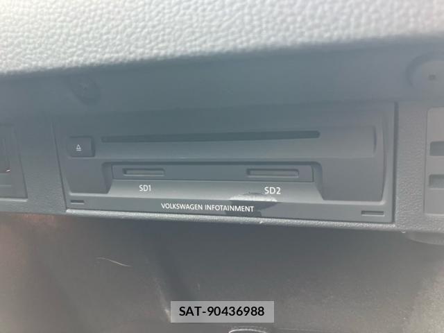 VolksWagen GOLF 2015-06 7227090-26
