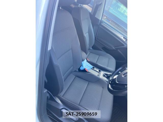 VolksWagen GOLF 2015-09 7227092-11