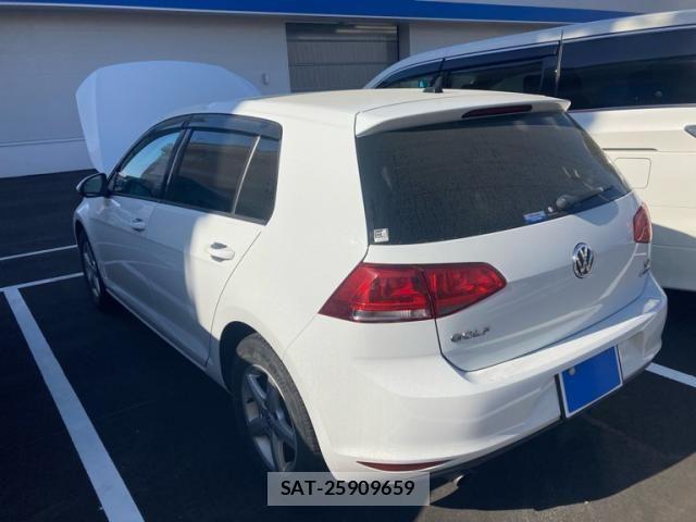 VolksWagen GOLF 2015-09 7227092-7