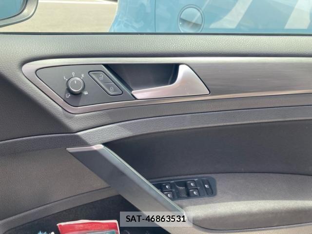 VolksWagen GOLF 2019-06 7227095-16