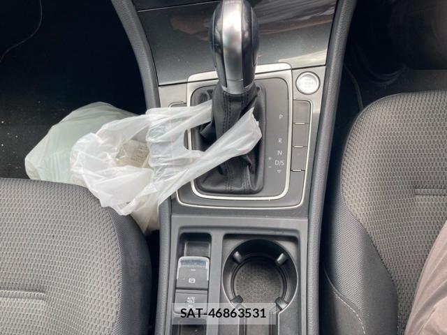 VolksWagen GOLF 2019-06 7227095-19