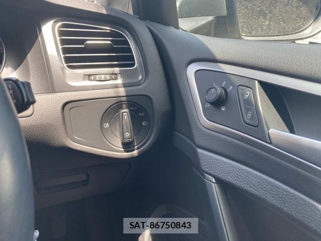 VolksWagen GOLF 2017-12 7252835-11