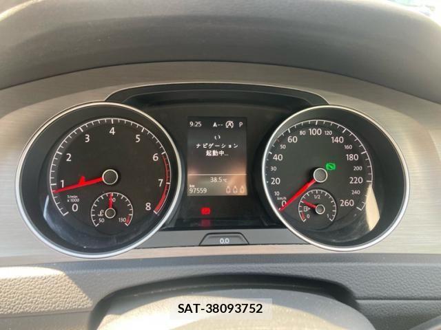 VolksWagen GOLF 2016-11 7331173-10