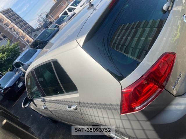 VolksWagen GOLF 2016-11 7331173-2