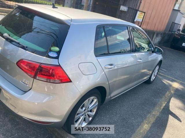 VolksWagen GOLF 2016-11 7331173-3