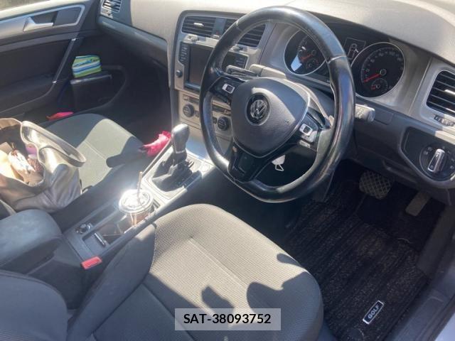 VolksWagen GOLF 2016-11 7331173-7