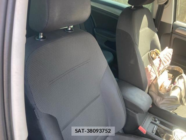 VolksWagen GOLF 2016-11 7331173-8