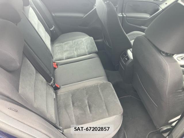 VolksWagen GOLF 2012-12 7331176-7