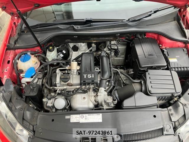 VolksWagen GOLF 2012-12 7360465-11