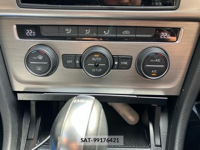 VolksWagen GOLF 2014-06 7394844-20