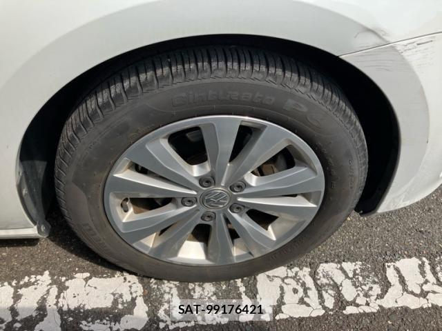 VolksWagen GOLF 2014-06 7394844-7