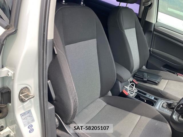 VolksWagen GOLF 2014-01 7394845-10