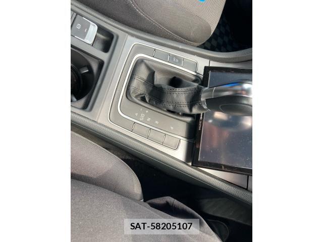 VolksWagen GOLF 2014-01 7394845-16