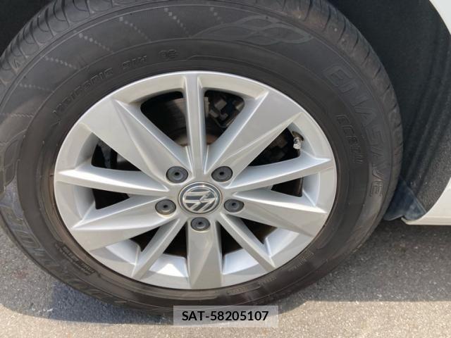 VolksWagen GOLF 2014-01 7394845-7