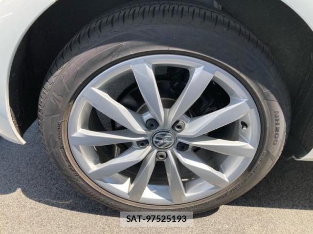 VolksWagen GOLF 2018-10 7458823-10