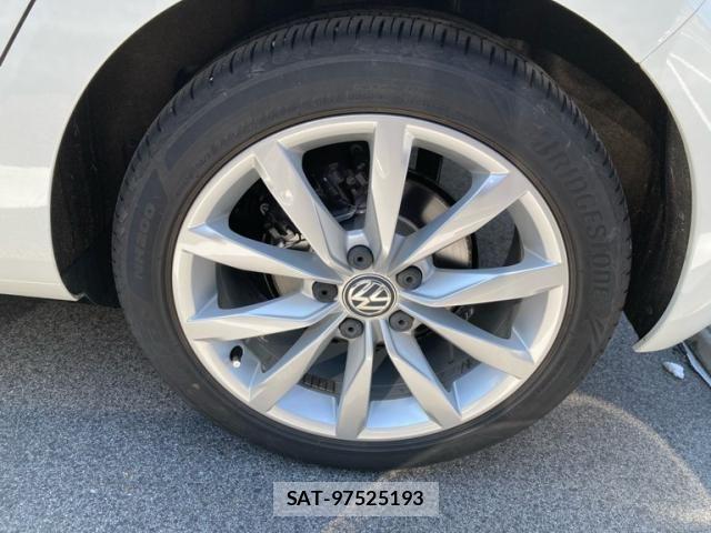 VolksWagen GOLF 2018-10 7458823-11